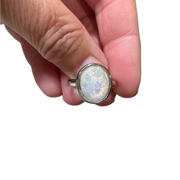 Silver and Iridescent White Oval Moonstone Ring - Picture 4 of 9